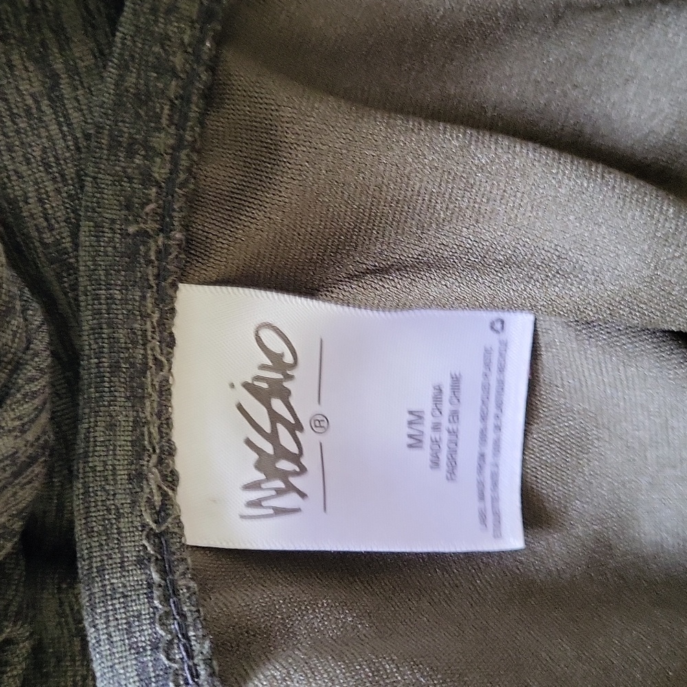 Mossimo Dark Green Swim suit Women" size L top & M bottom - Picture 7 of 7